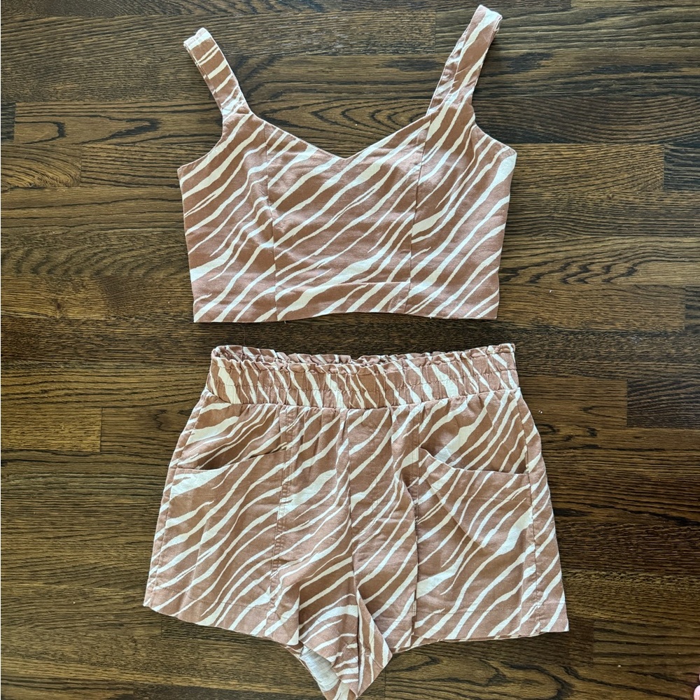 A New Day Linen Crop Top and High-Rise Shorts Set in Brown Zebra Pattern